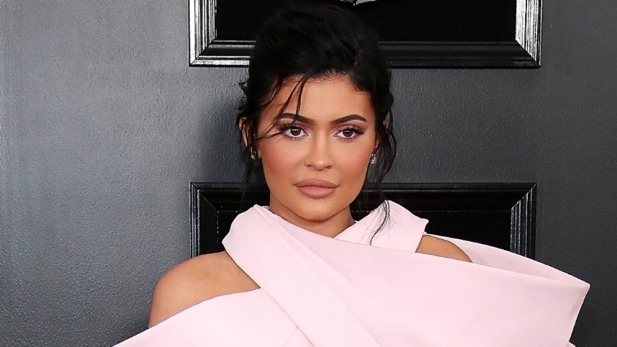 Kylie Jenner sets the record straight on cease and desist over ‘Rise ...