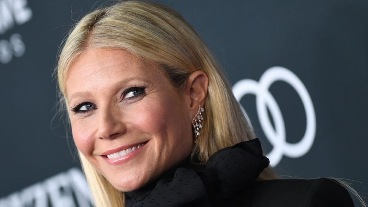 Gwyneth Paltrow Celebrates 48 With Birthday Suit Shot