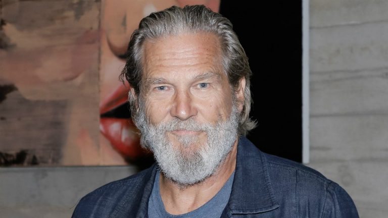 Jeff Bridges Reveals A Newly Shaved Head (and A Puppy) In Cancer Update