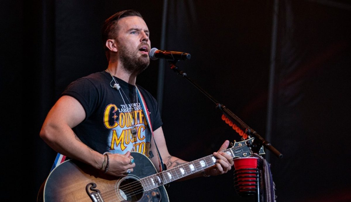 T.J. Osborne of Brothers Osborne comes out as gay: 'My happiness is ...