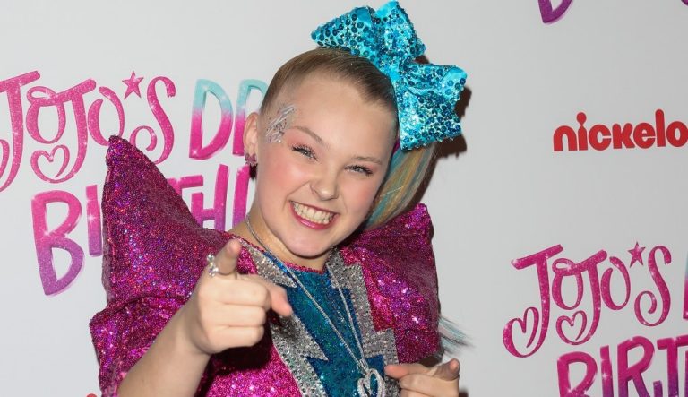 Jojo Siwa Wants To Get Her Kissing Scene Removed From Upcoming Movie 6108